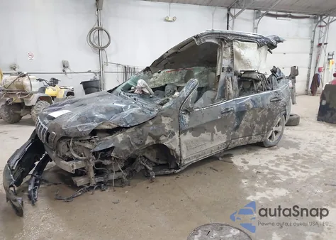 2019 Jeep Cherokee Limited 4X4 from USA, damaged, VIN 1C4PJMDX0KD452309